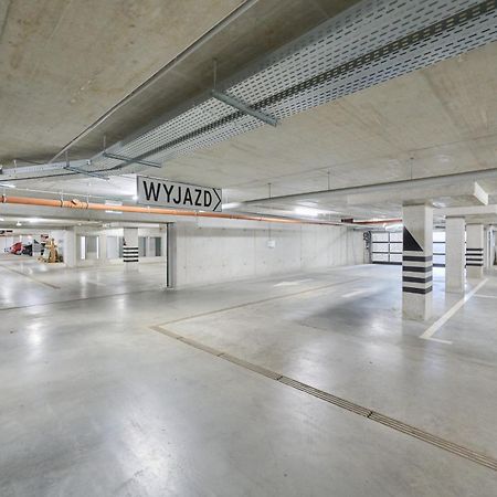 Przytulny Apartament Z Ogrodkiem W Doskonalej Lokalizacji Fair Rentals Wroclaw Luaran gambar